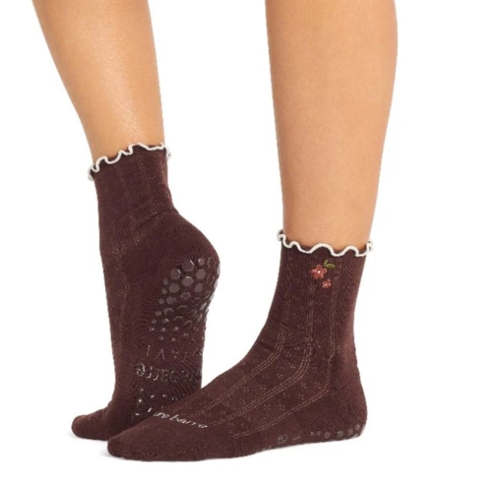 •NWT• Pure Barre x Tavi Aria Ruffle Grip Socks